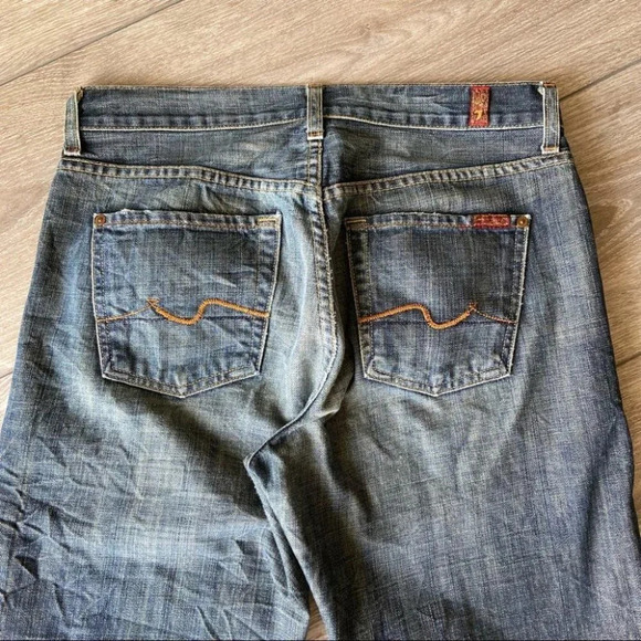 7 For All Mankind Relaxed Fit Straight Leg Button Fly Jeans - Picture 14 of 16